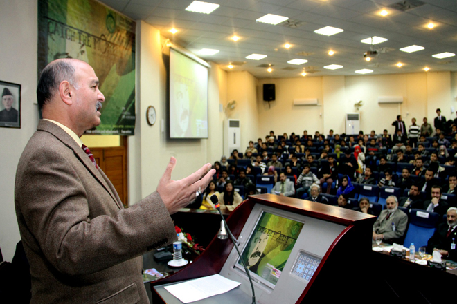 Future of Pakistan in hands of educated youth: Mushahid